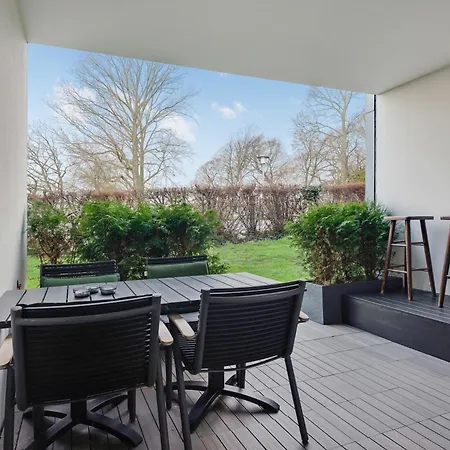 By The Sea - Linen And Towels Included Apartman Fåborg