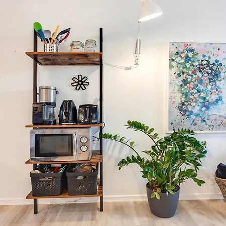 By The Sea - Linen And Towels Included Apartman *